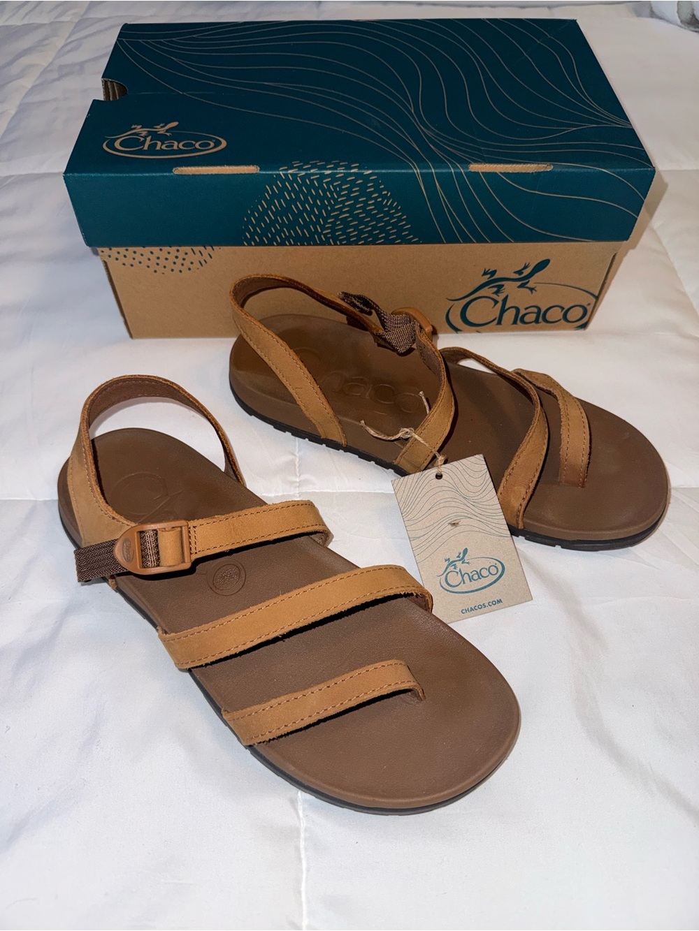NWT Chaco Brown Leather Adjustable Sandals